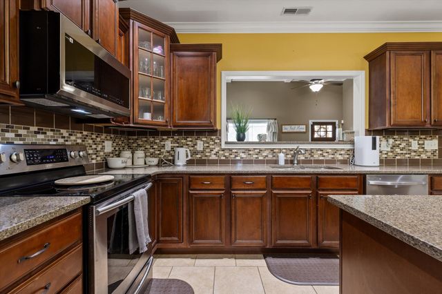 8587 Kennerly Court, Ooltewah, TN 37363