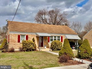 301 E POPLAR ST, Lebanon, PA 17042