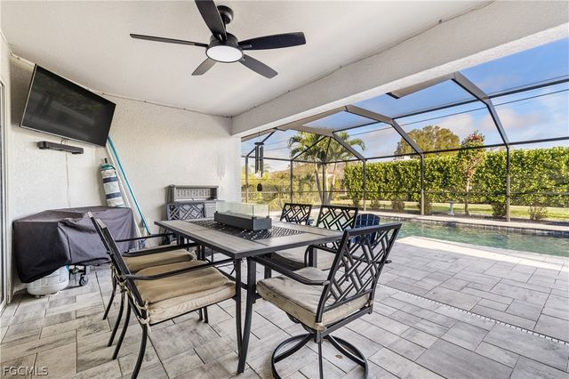 1007 SE 26th TER, Cape Coral, FL 33904