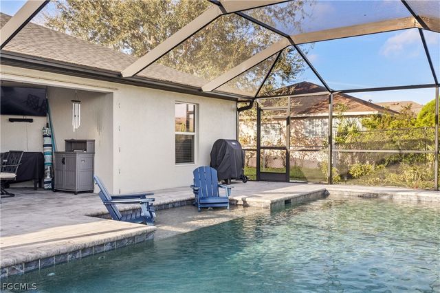 1007 SE 26th TER, Cape Coral, FL 33904