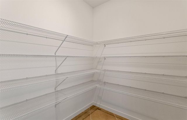 9738 AUTUMN RIDGE AVENUE, Riverview, FL 33578