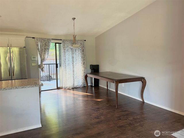 156 S 358th Street, Federal Way, WA 98003