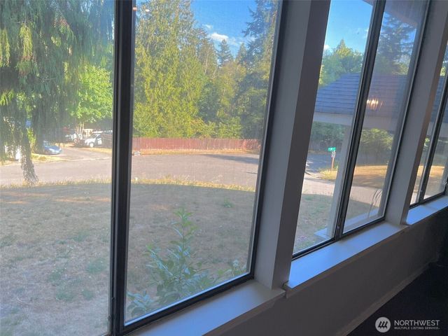 156 S 358th Street, Federal Way, WA 98003