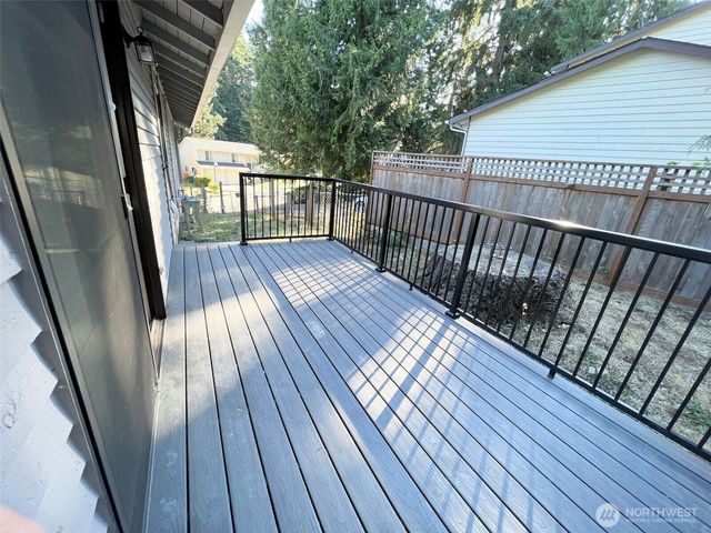 156 S 358th Street, Federal Way, WA 98003