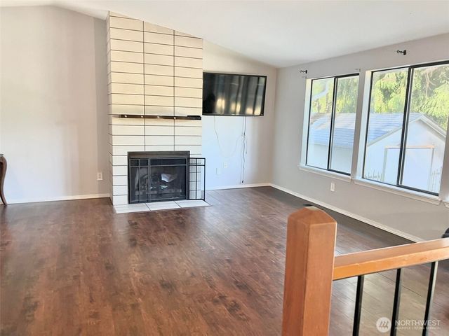 156 S 358th Street, Federal Way, WA 98003