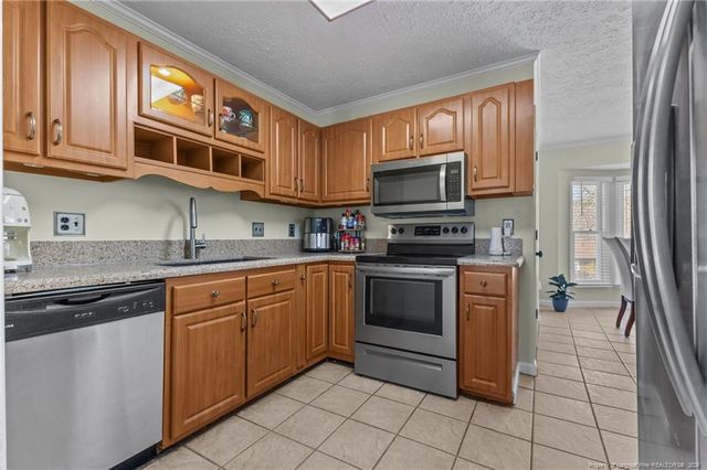 2486 Lakeheath Court, Fayetteville, NC 28306