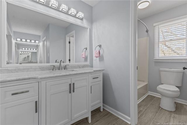 2486 Lakeheath Court, Fayetteville, NC 28306