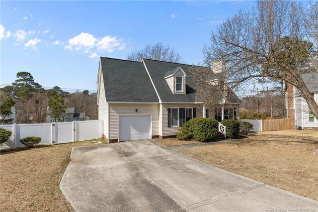 2486 Lakeheath Court, Fayetteville, NC 28306