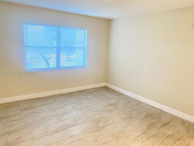 4205 N University Drive 212, Sunrise, FL 33351