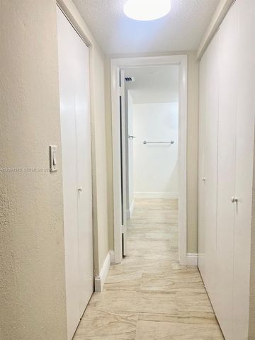 4205 N University Drive 212, Sunrise, FL 33351