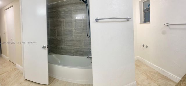 4205 N University Drive 212, Sunrise, FL 33351