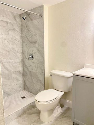 4205 N University Drive 212, Sunrise, FL 33351