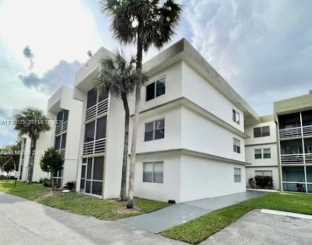 4205 N University Drive 212, Sunrise, FL 33351
