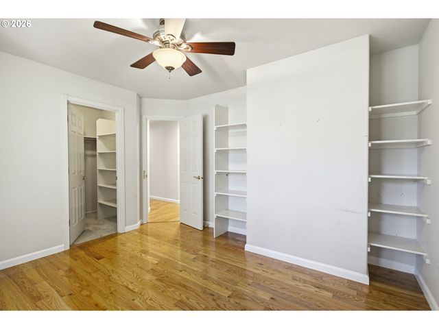 19180 Nw NORTHSHORE Ct, Portland, OR 97229