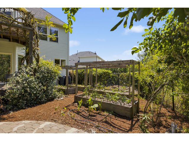19180 Nw NORTHSHORE Ct, Portland, OR 97229