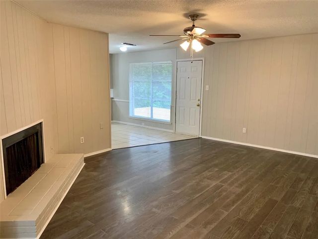 5340 Westminster Court N, Fort Worth, TX 76133