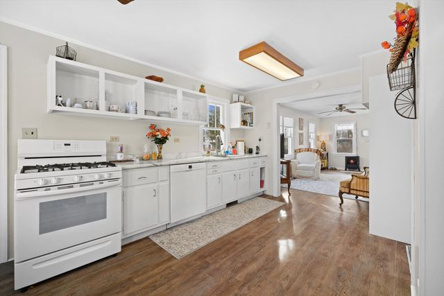 W862 Florence Road, Bloomfield, WI 53128