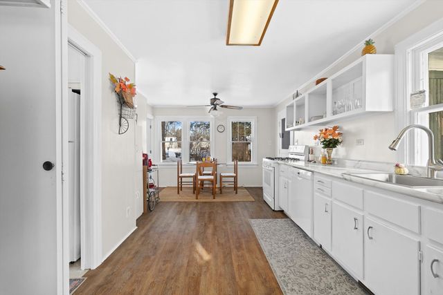 W862 Florence Road, Bloomfield, WI 53128