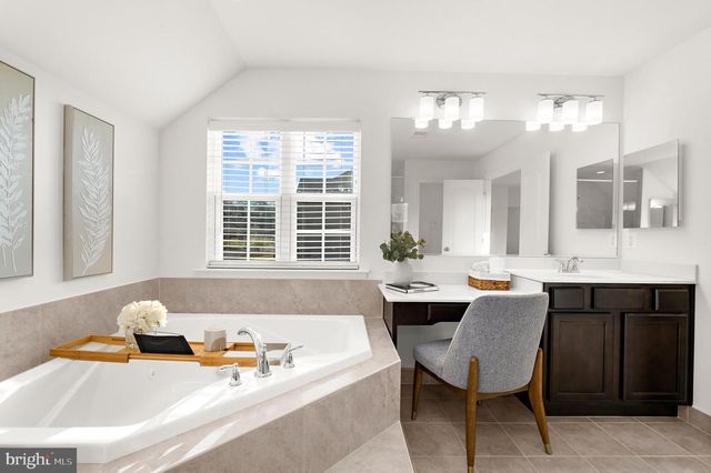 1605 SAINT JAMES RD, Accokeek, MD 20607