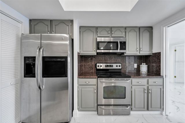 7550 HINSON STREET 10, Orlando, FL 32819