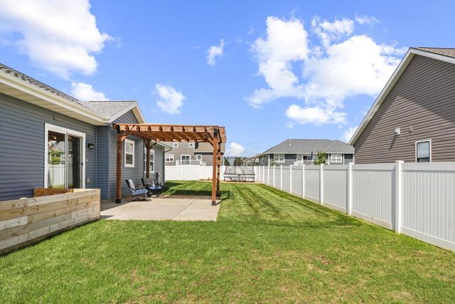 162 Chickadee Lane, Sauk City, WI 53583