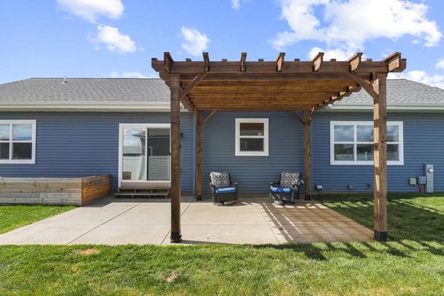 162 Chickadee Lane, Sauk City, WI 53583