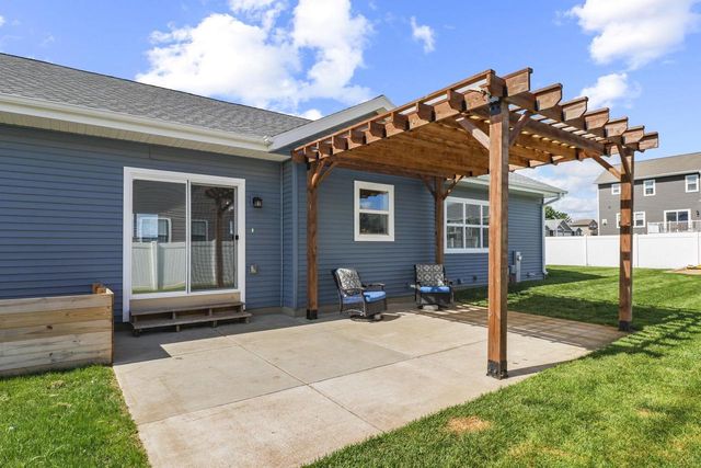 162 Chickadee Lane, Sauk City, WI 53583