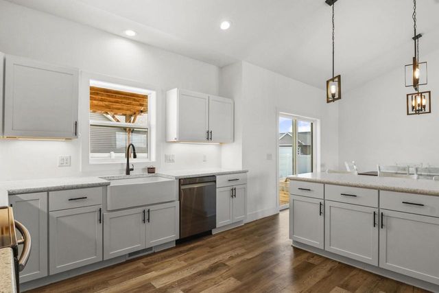 162 Chickadee Lane, Sauk City, WI 53583