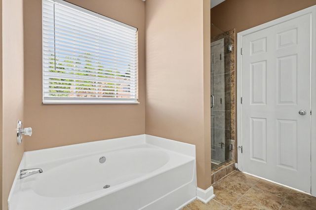 131 Herons Nest Ln, Hendersonville, TN 37075