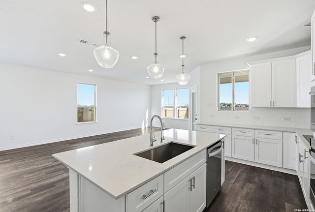 519 NIGHTINGALE AVENUE, Marion, TX 78124