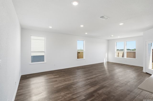 519 NIGHTINGALE AVENUE, Marion, TX 78124