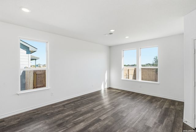 519 NIGHTINGALE AVENUE, Marion, TX 78124