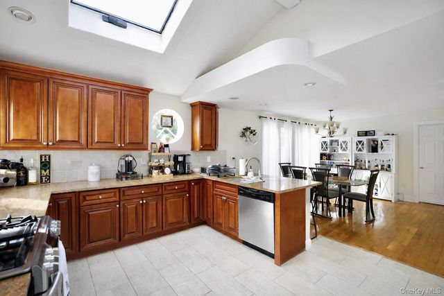 32 Saint Marks Place, Massapequa, NY 11758