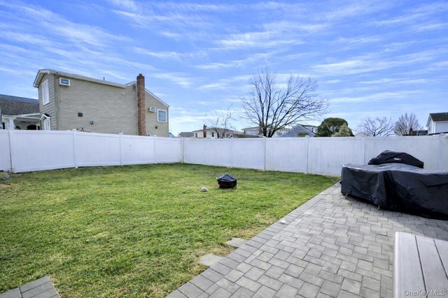 32 Saint Marks Place, Massapequa, NY 11758