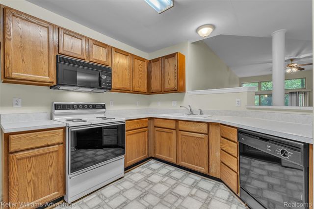 7085 Copper Creek Circle, Canton Charter Township, MI 48187