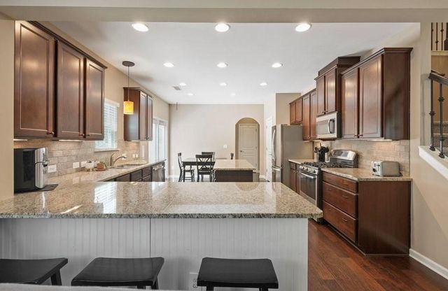 301 Hill Top Overlook, Canton, GA 30114