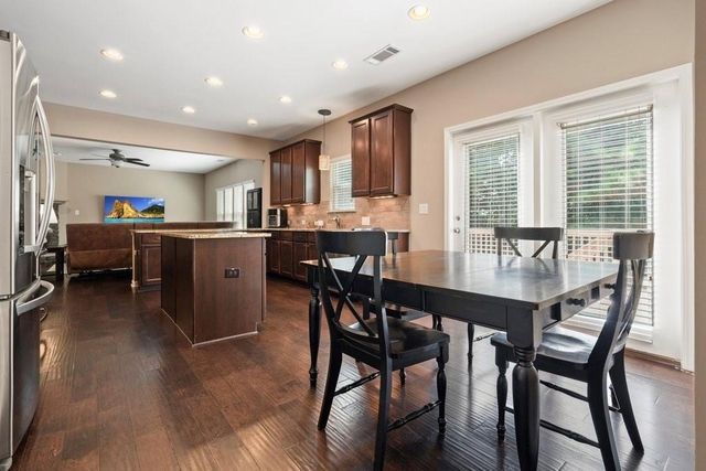 301 Hill Top Overlook, Canton, GA 30114