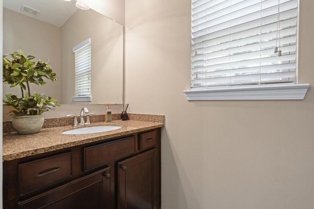 301 Hill Top Overlook, Canton, GA 30114
