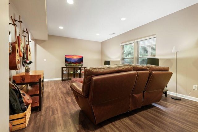 301 Hill Top Overlook, Canton, GA 30114