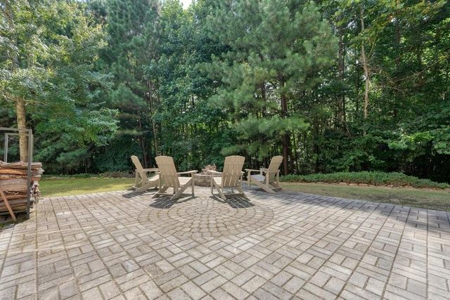 301 Hill Top Overlook, Canton, GA 30114
