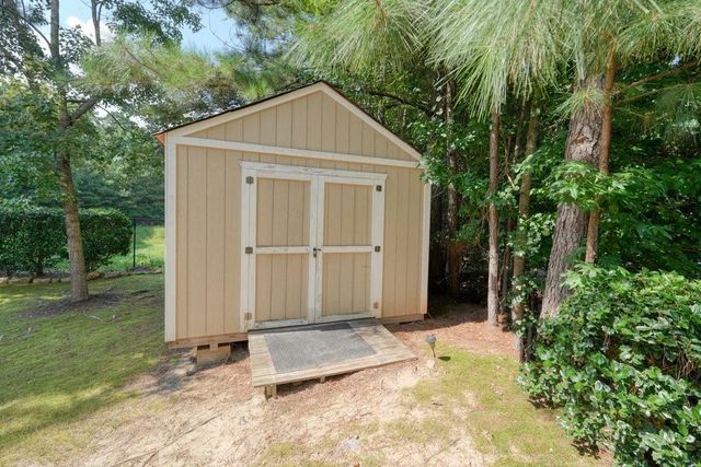 301 Hill Top Overlook, Canton, GA 30114