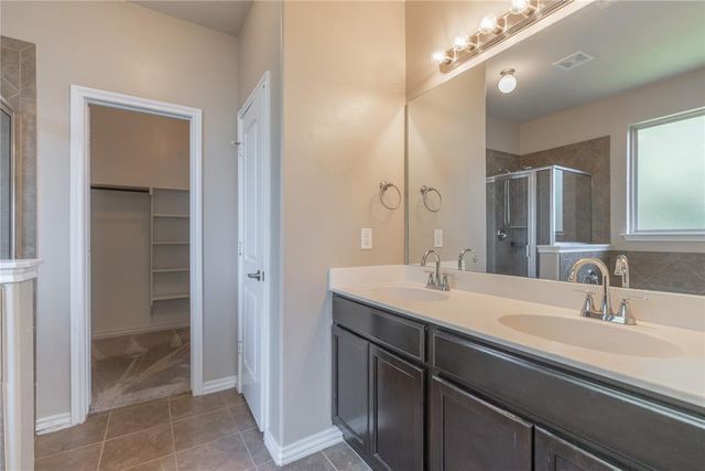 9712 Allie Hope Lane, Yukon, OK 73099