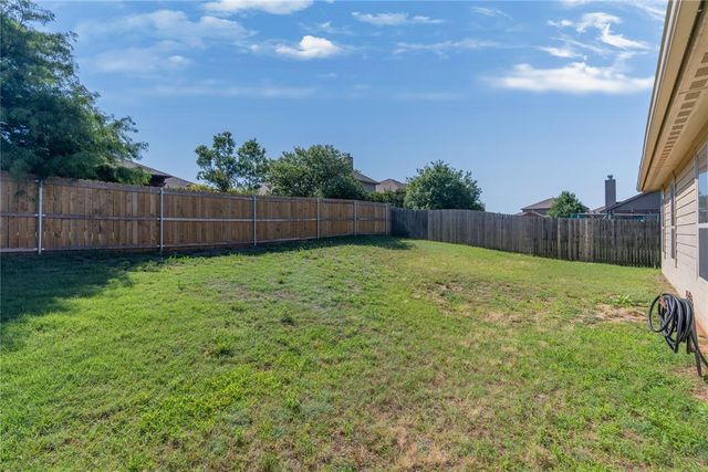 9712 Allie Hope Lane, Yukon, OK 73099