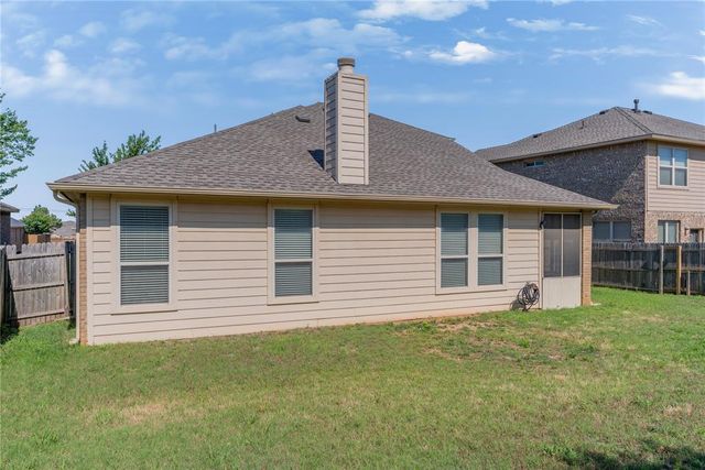 9712 Allie Hope Lane, Yukon, OK 73099