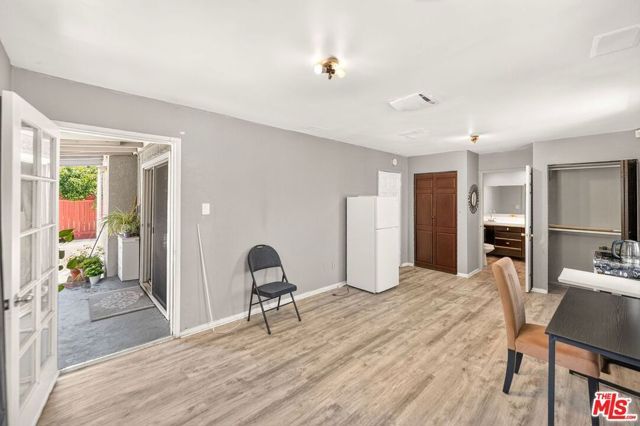6236 Lindley Avenue, Los Angeles, CA 91316