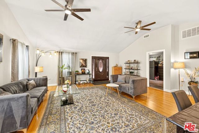 6236 Lindley Avenue, Los Angeles, CA 91316