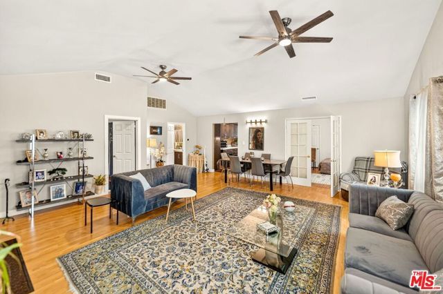6236 Lindley Avenue, Los Angeles, CA 91316