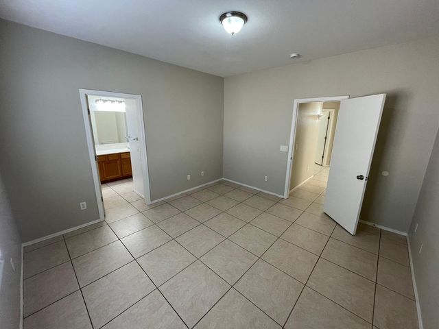 6342 W Cambridge Avenue, Phoenix, AZ 85035