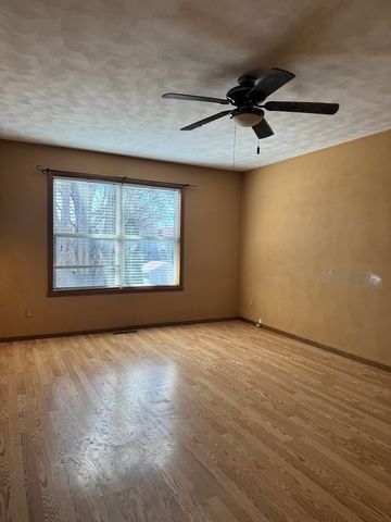 6371 Tramore Lane, Rockford, IL 61107