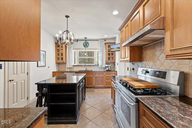 221 Highland Springs Lane, Holly Springs, NC 27540